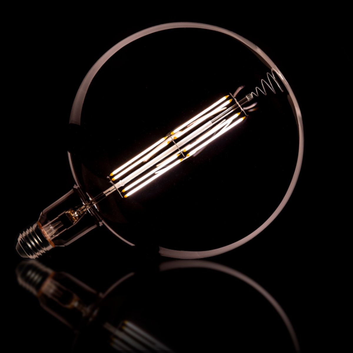 Ampoule globe gris fumé 20cm à LED filament E27