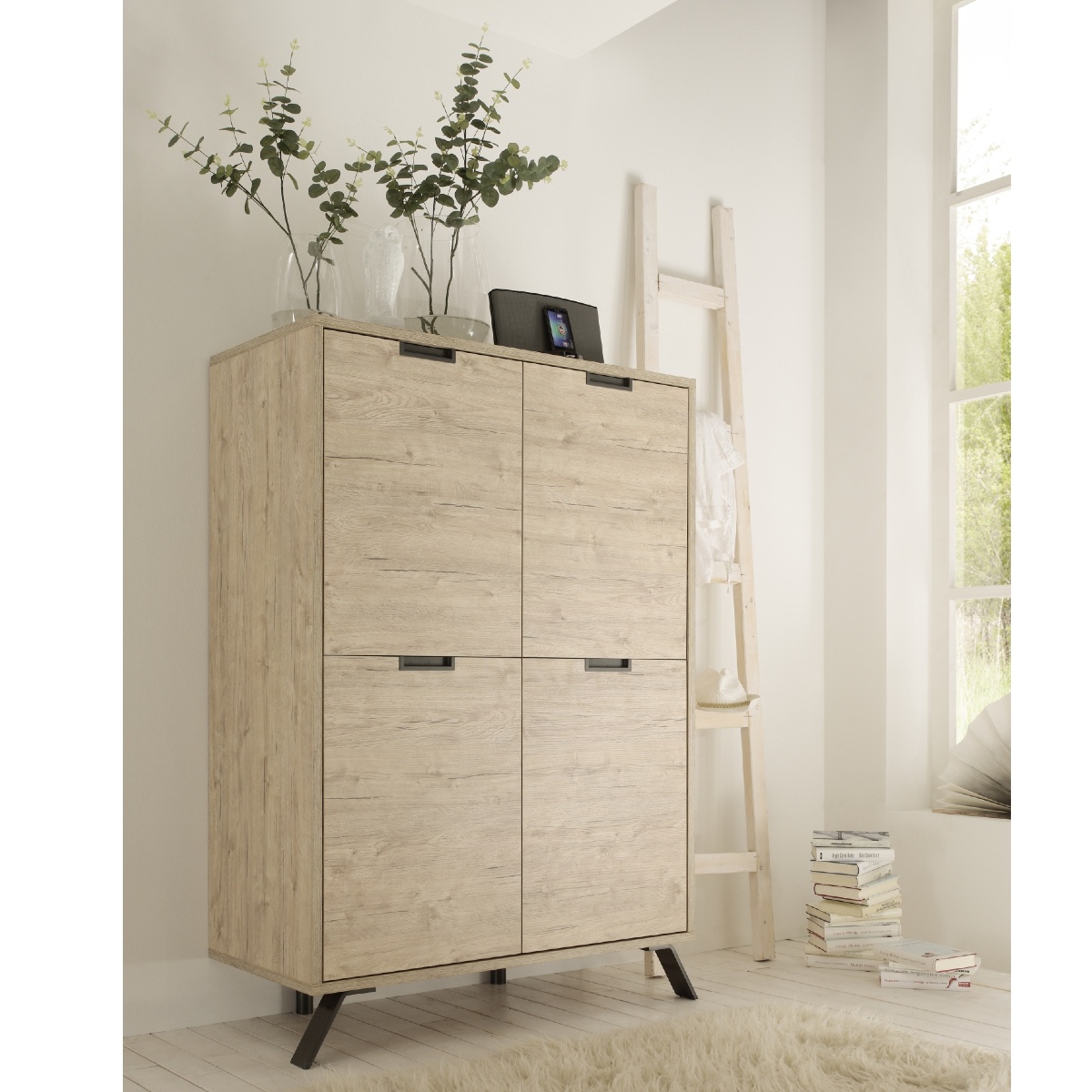 Argentier-bar moderne en bois 4 portes pleines DIANA